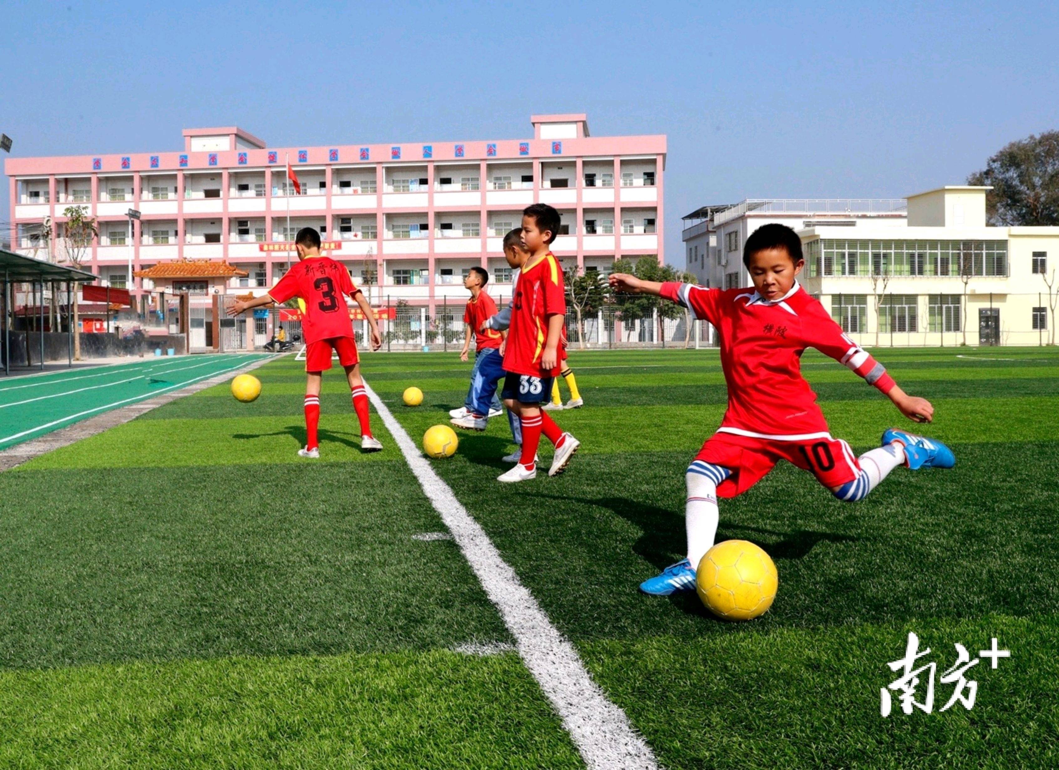 Hong Kong Football Team (Hong Kong Football Team World Cup Qualifications)